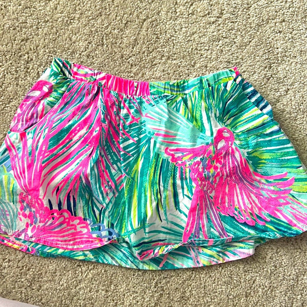 Girls size 6-7 (m) Lilly Pulitzer skort gently used